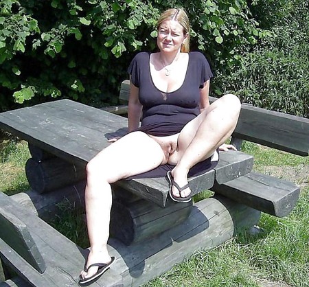 Matures milfs housewives 17