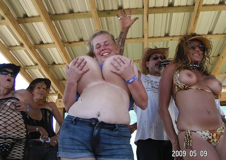 Busty Amateurs - Busty GFs 12