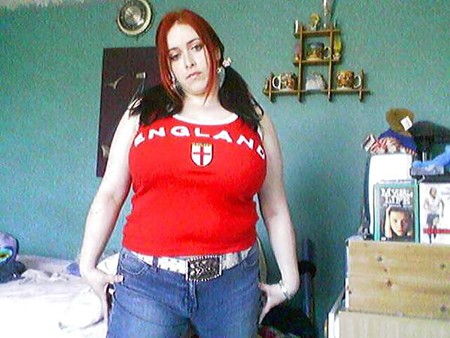 Natural Huge Titted British Amateur Girl Gallery