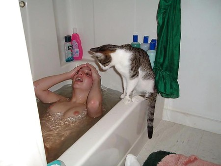 Girls Bathing and Showering 5