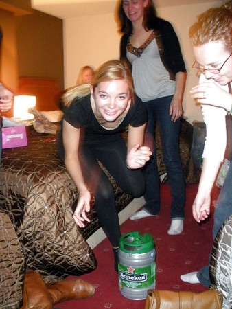 nip slip DB & upskirt