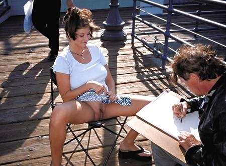 HOT AMATEUR WIVES - FLASHING