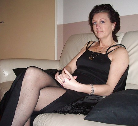 sexy dutch mom and not her mom