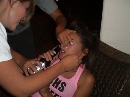 Besoffene party girls