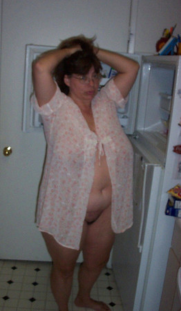 bbw's showing their pussy