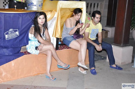 DESI indian paki bikini teens sluts