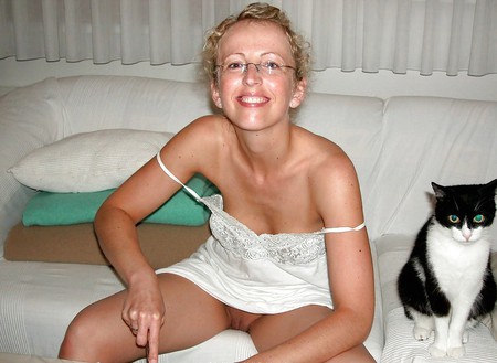 I fucked my girlfriends mom after the fotoshoot