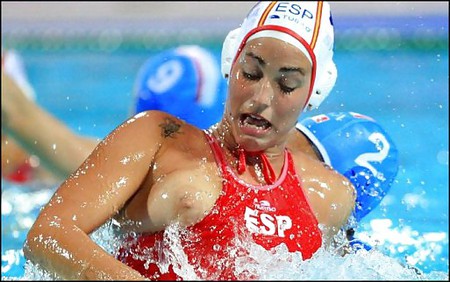 tetas en las olimpiadas 2012