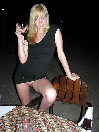 les salopes ( flashing , upskirt )