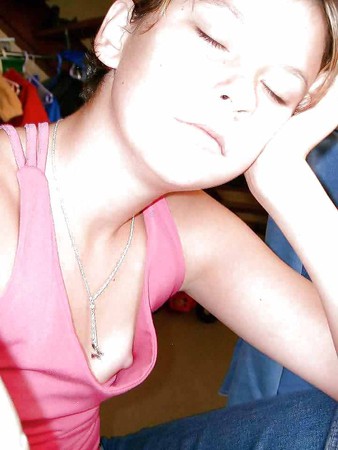 Downblouse & Nipple Slip 11