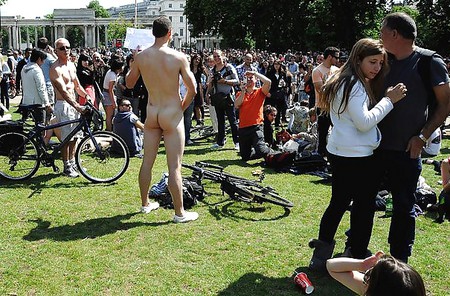 Public cfnm fun (CFNM) II