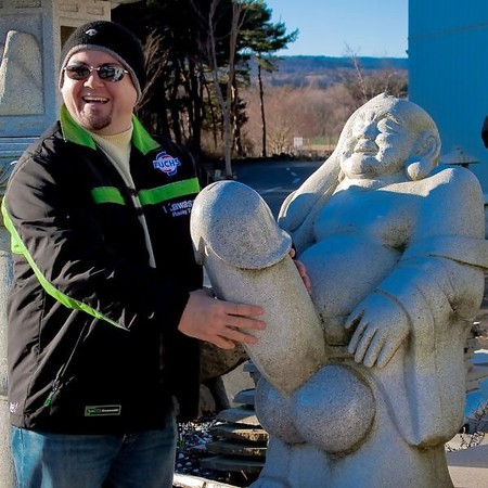 what do people at vacation ? statue grouping !!!!