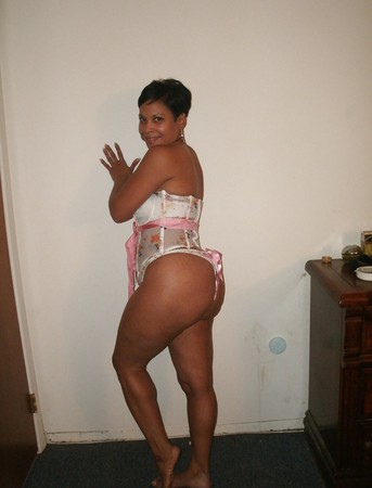 ALL KINDS OF MATURE BLACK WOMEN PT.5