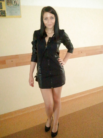 Non-nude sexy amateur teens