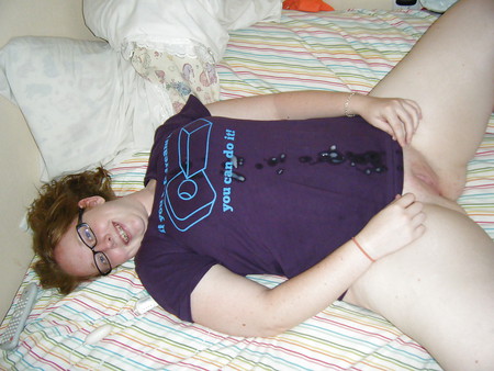 Amateur milf sluts  dildo