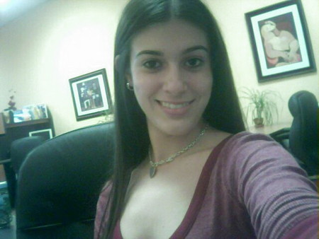 Beatiful teen with hairy pussy