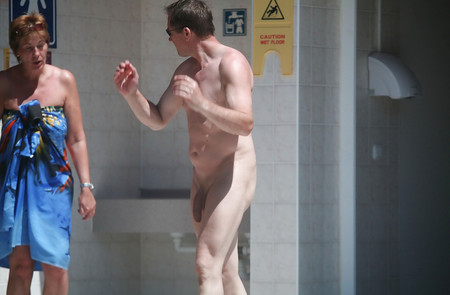 BIG COCKS Beach Old--MOE