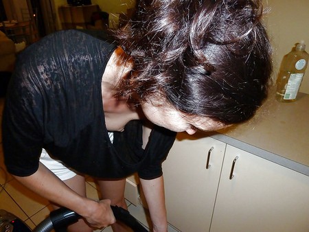 The Best - downblouse, down blouse, nipple slip, nip slip