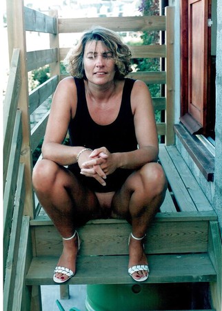 les salopes ( no pantie )