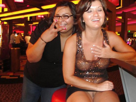 les salopes ( no pantie )