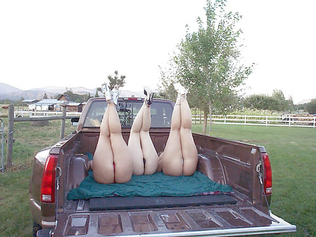 Naked women groups part 18