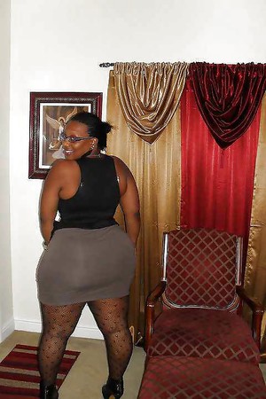 thick black chocolate big booty 3