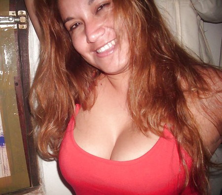 Madura latina tetona bien buena