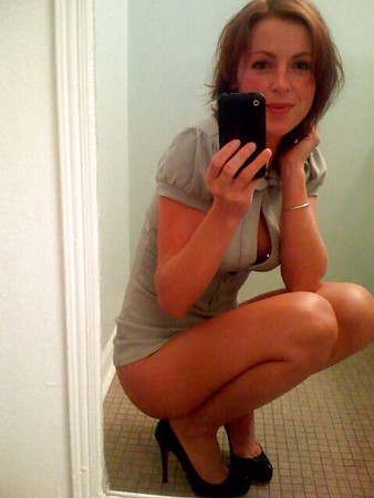 Selfie Amateur MILFs and Mature - vol 16!
