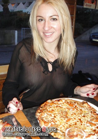 Flashing and nude in public 0504