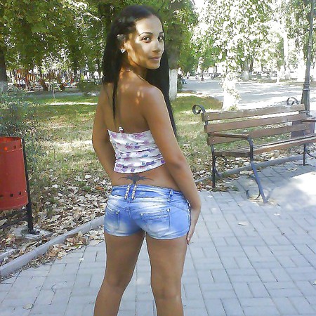 Turkish girls! Which one would you fuck hard?