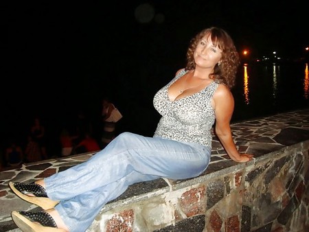 Sexy Mature Big Boobs! Amateur!