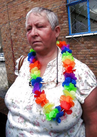 Sexy mature grannies! Amateur mixed!