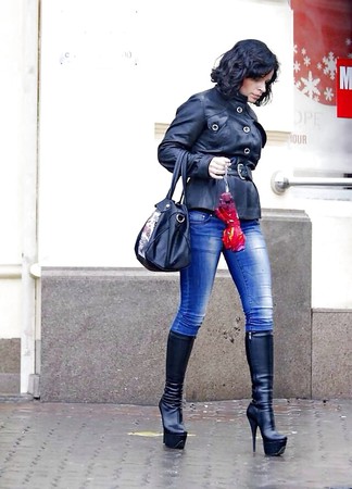 Girls in Boots. Frauen in Stiefel part.2