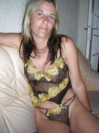 Blonde milf posing for the camera