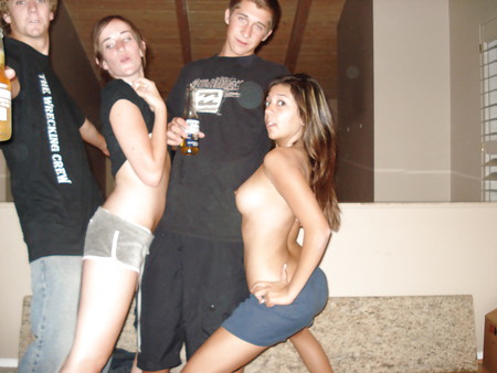 Young Couples Vacation  and Fuck Together