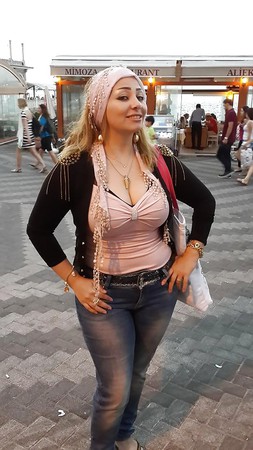 Egyptian Big Tits Girls of Alexandria 12 : The Milfs