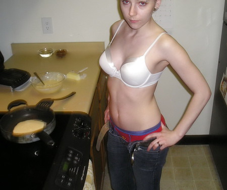 Young Girlfriend Loves Cock and Cum