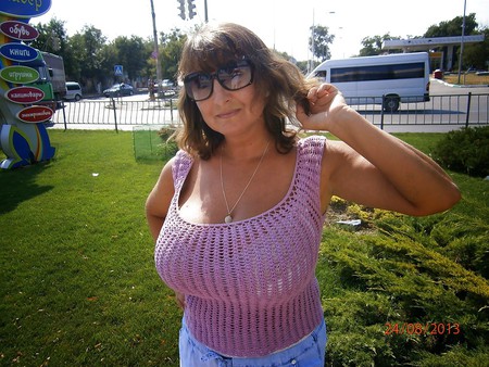 Sexy Mature Big Boobs! Amateur!