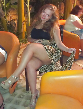 Mature Sexy Legs! Amateur Mixed!