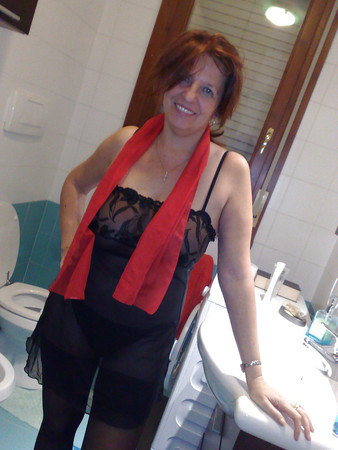 Sexy Mature Italian Wife Carla