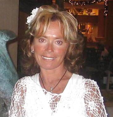 Dream Mom 3 (I want fuck her so hard)