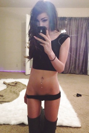 Exclusive Mix of Amateur Teen Selfies