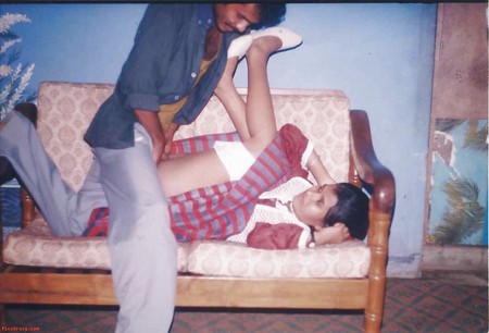 Desi Bhabhi Girl and aunty.