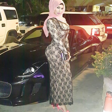 Sexy hijabi girl that will make your dick hard as a rock