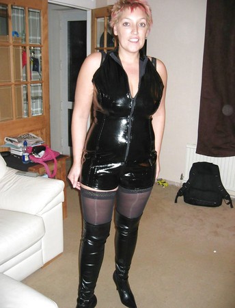 Geile reife Nonnude Huren Juli 2015