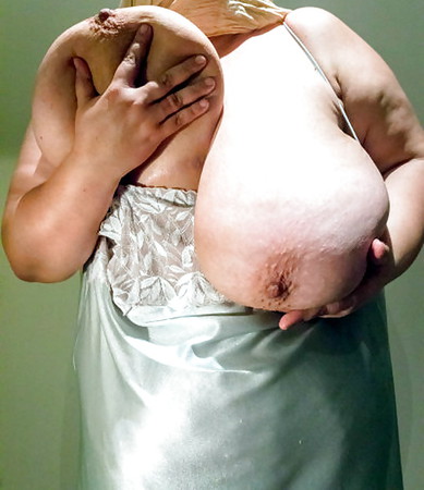 Granny neighbor with Big boobs! Amateur!