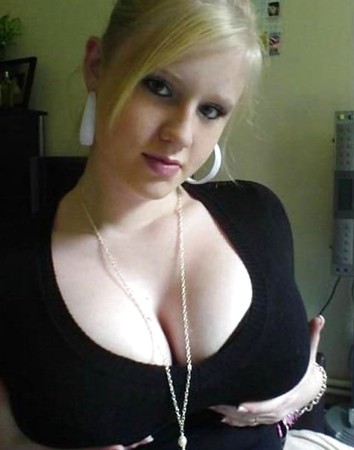 Amateur Girls with Big Tits 6