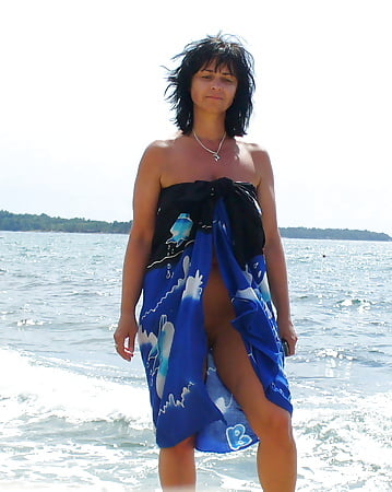 Busty Mature Wife Sabine, A Day At The Beach