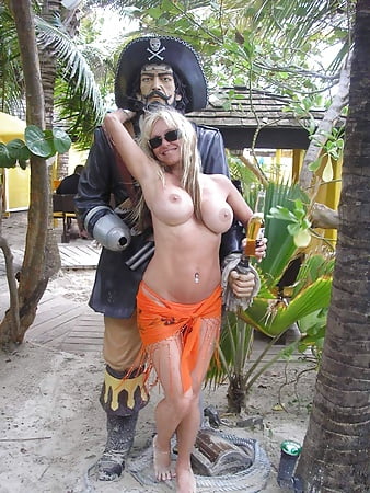 Amateur Mature Sexy Wives 30