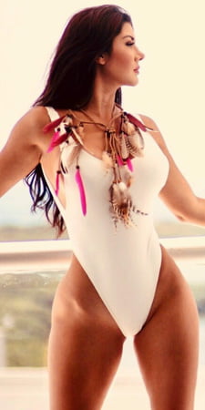 Montserrat del Castillo desnuda Costa Rica